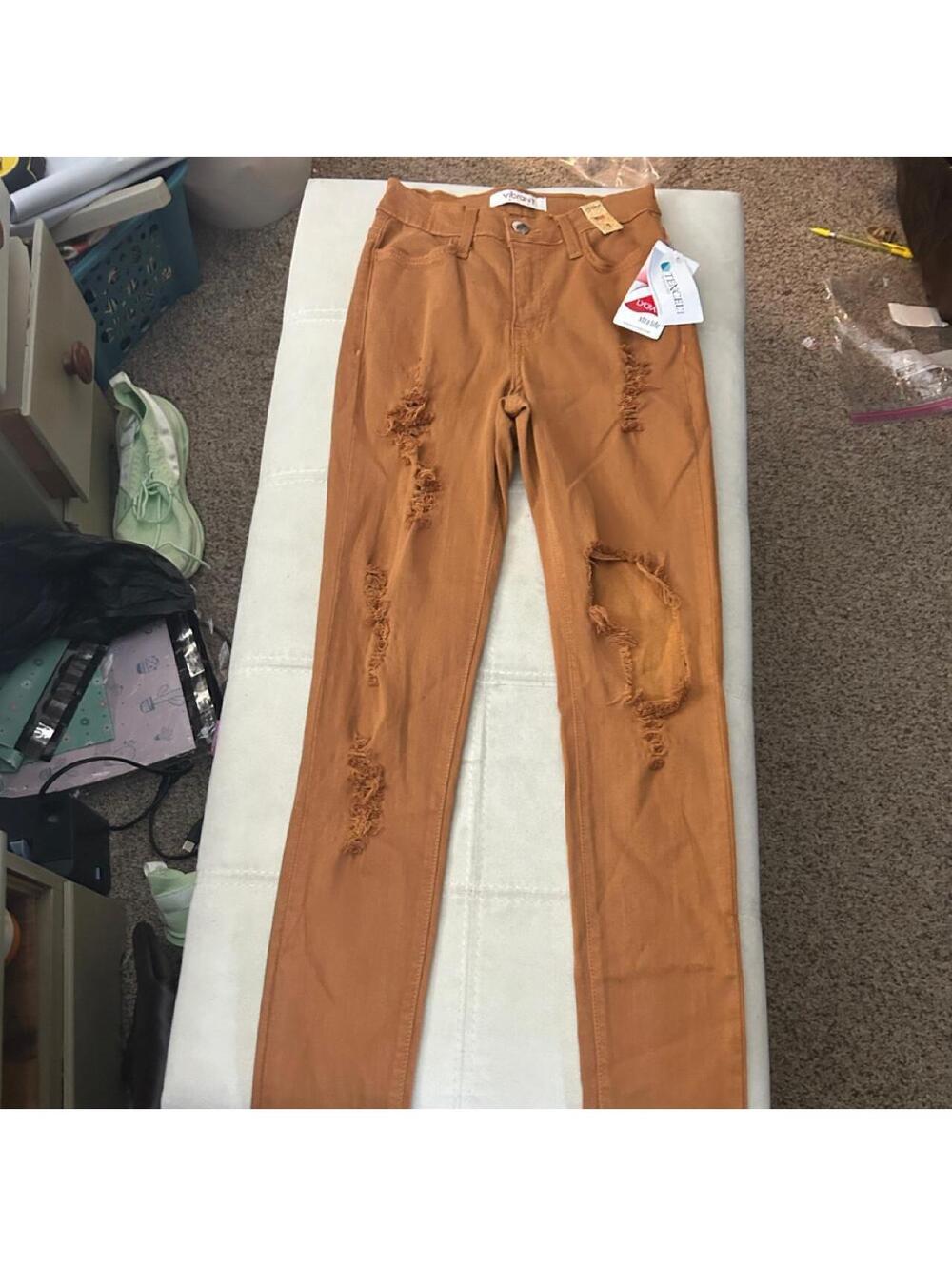 NWT Vibrant Tan high-waisted straight-leg jeans with distressed details size 1